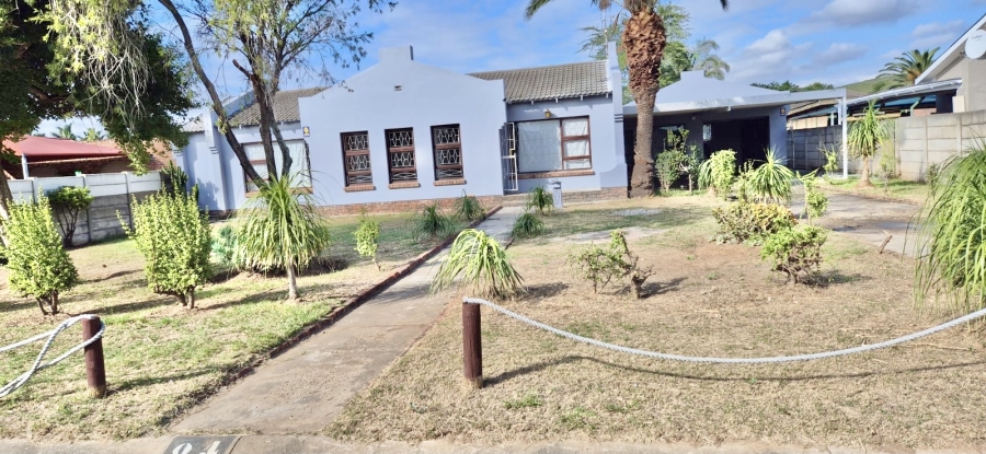 4 Bedroom Property for Sale in Windsor Park Eastern Cape